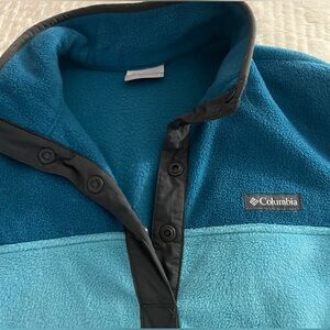 COLUMBIA blue fleece- barely worn